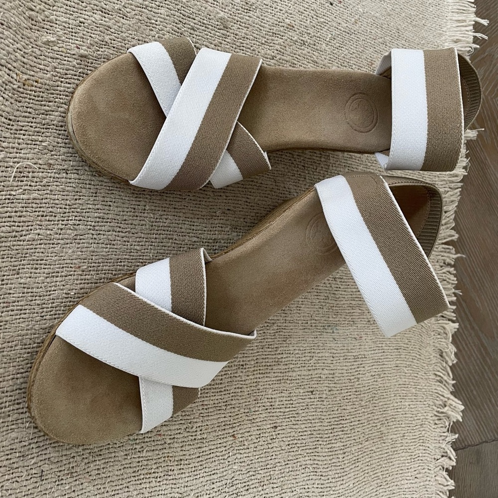 Charleston Shoe Co Wedge